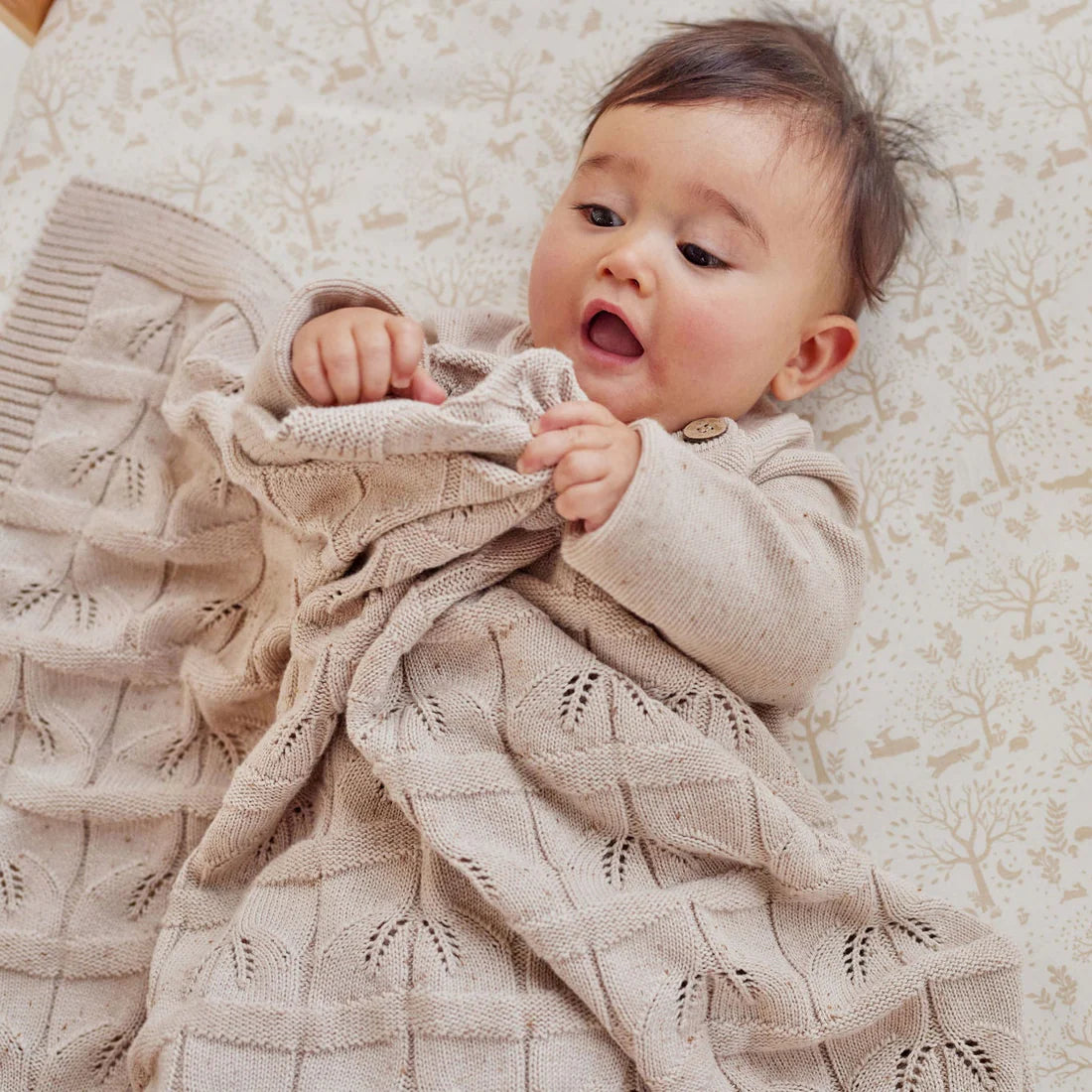 Aster & Oak Sand Fleck Knit Leaf Blanket
