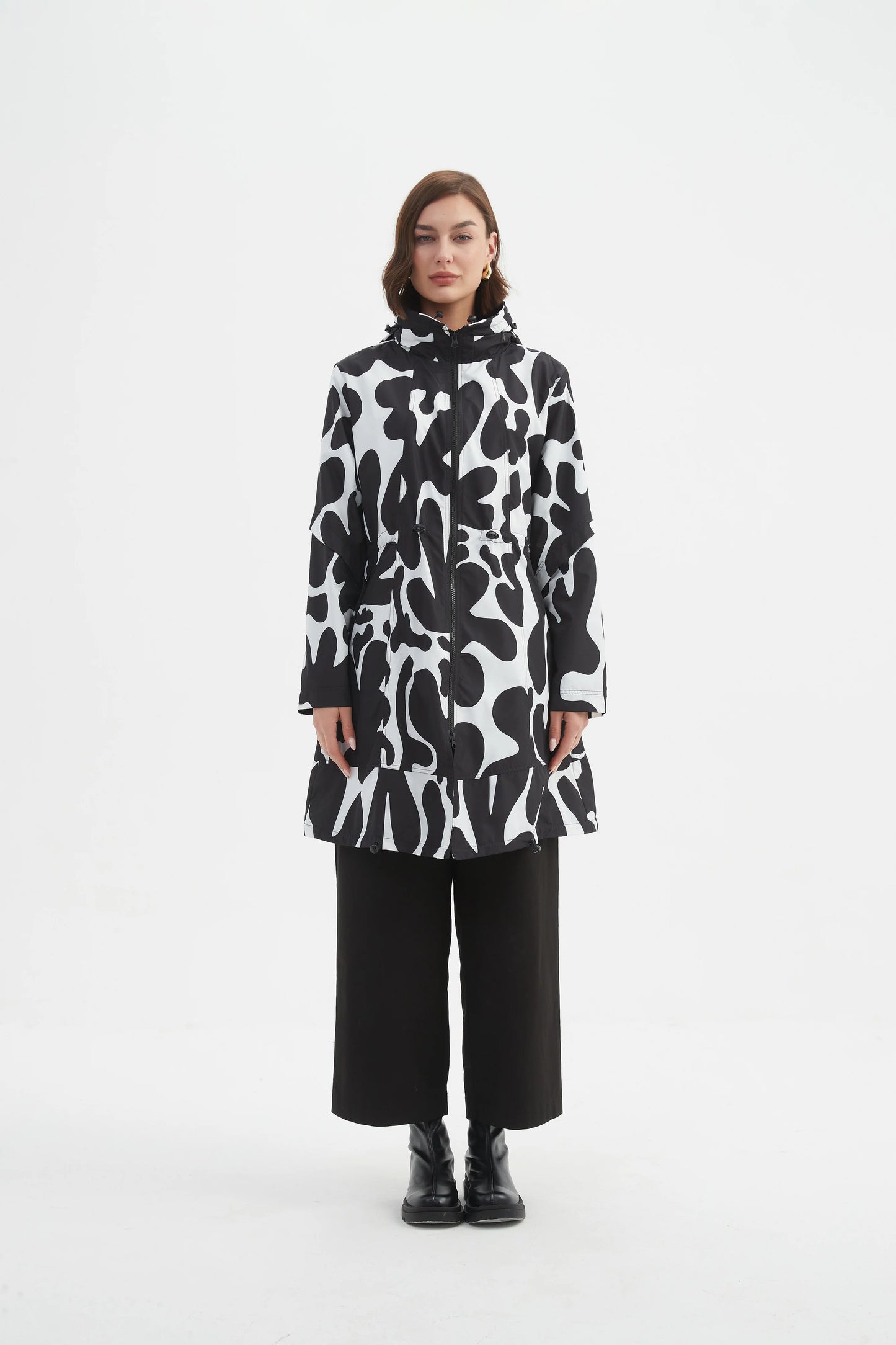 Tirelli Adjustable Waist Print Parka- Black/Cream Blot Print