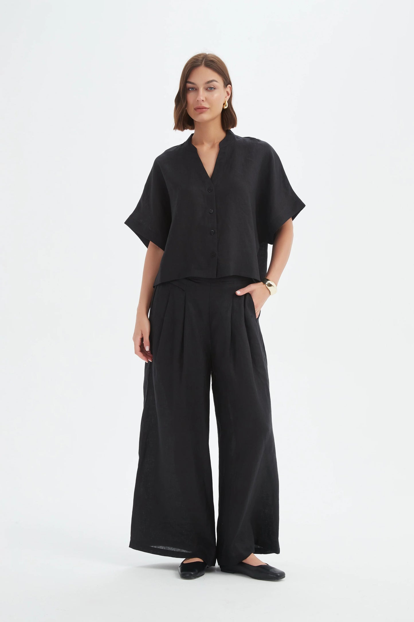 Tirelli - Boxy Button Linen Shirt
