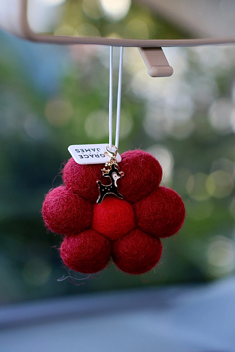 Grace and James Cedarleaf & Spice- Felt Air Freshener with Christmas Charm