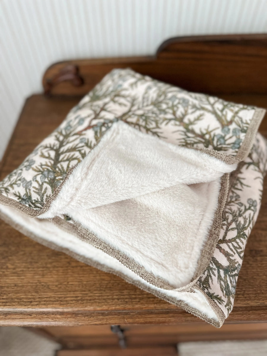 Pop Ya Tot Juniper Fur Lined Cot Quilt Little Beach Road