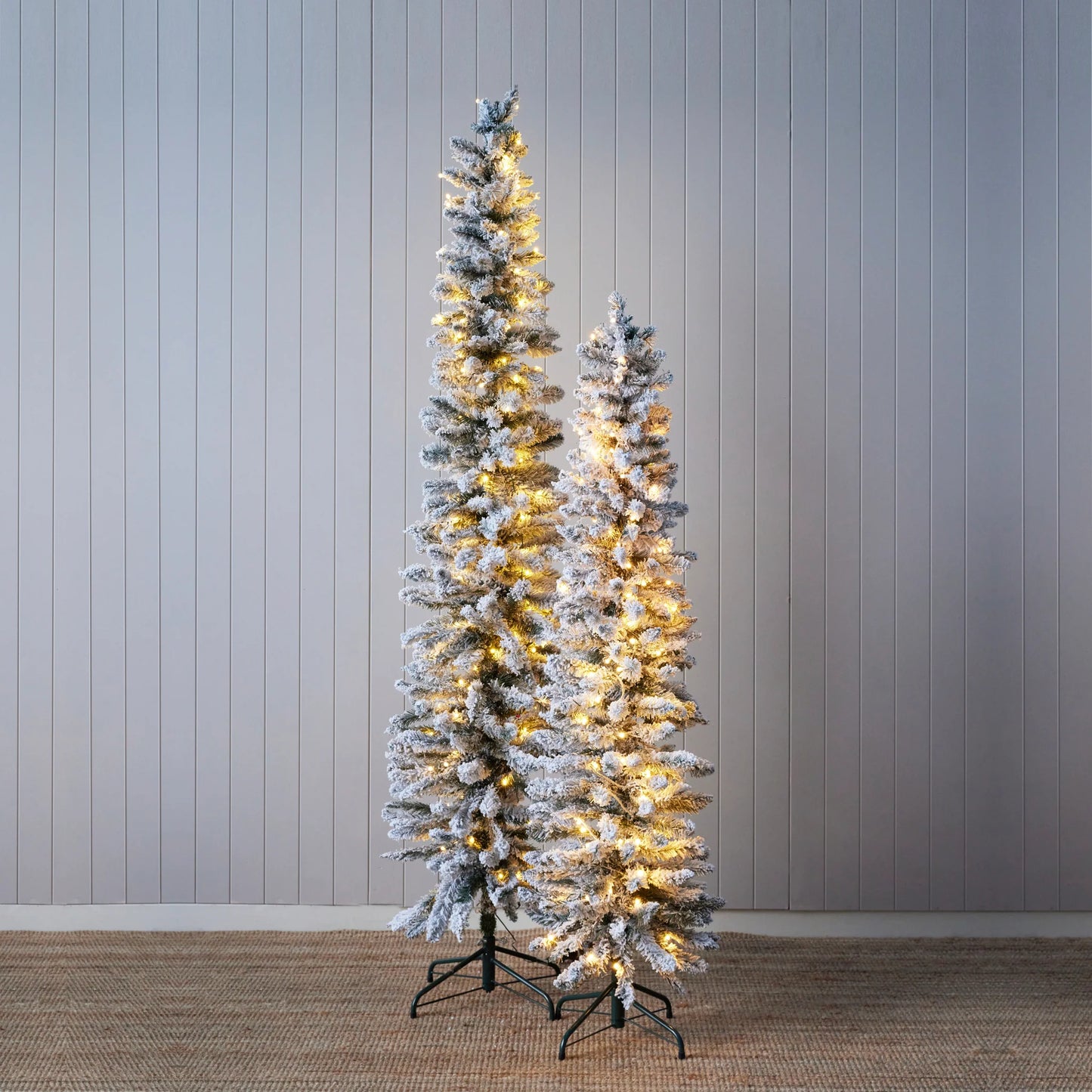 Christmas Tree Scandinavain Fir - Snow