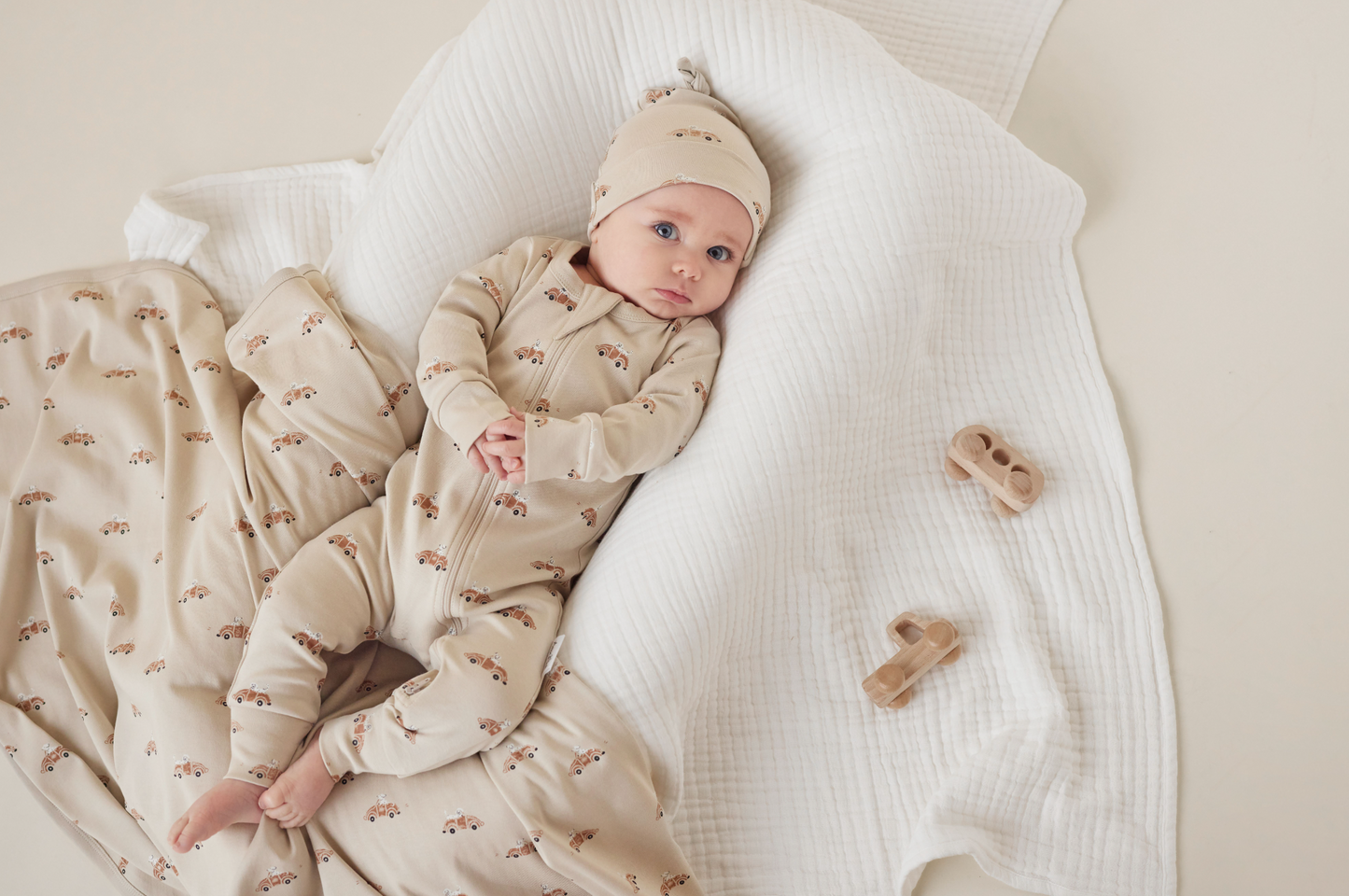 Aster & Oak Classic Car Baby Wrap