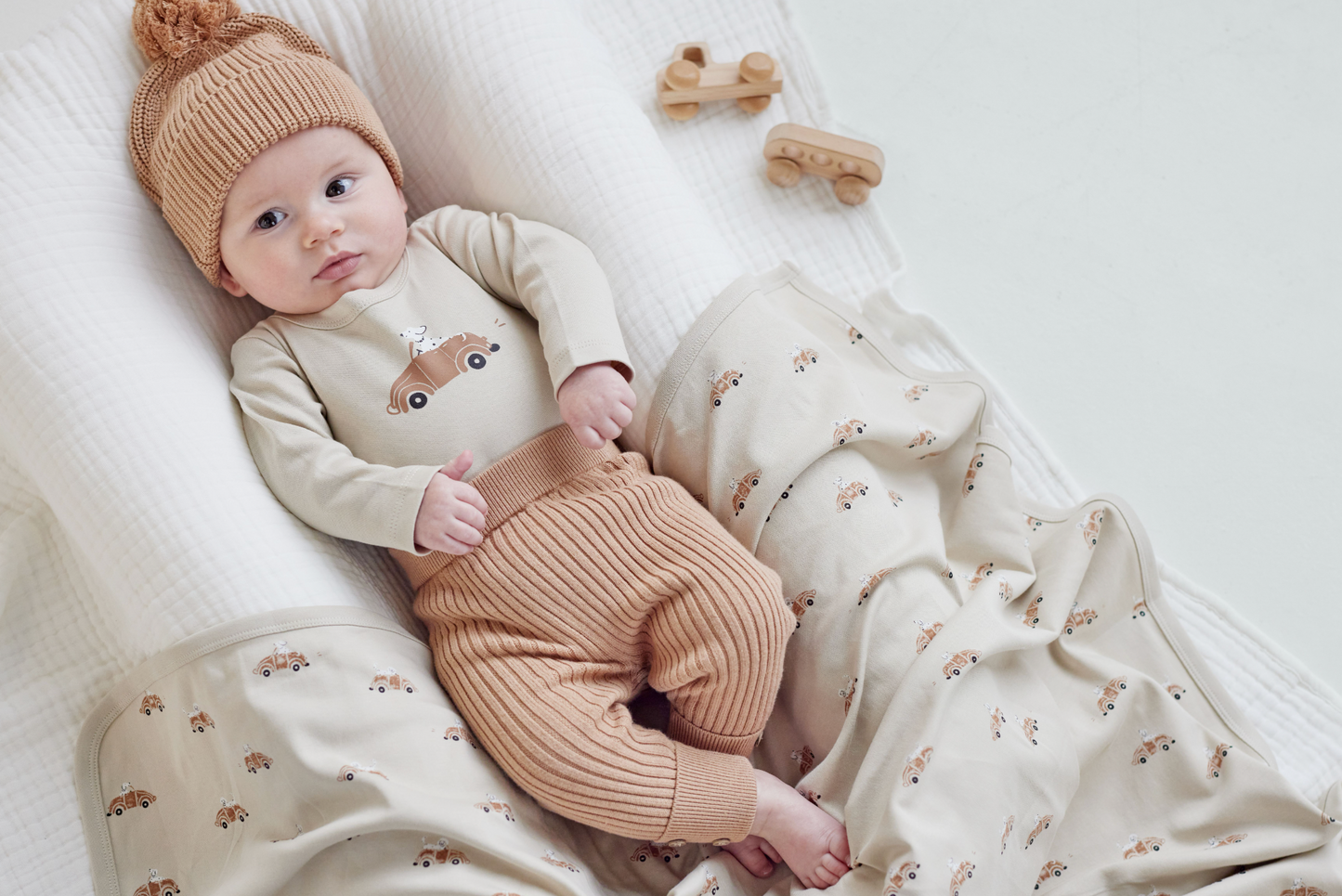 Aster & Oak Classic Car Baby Wrap