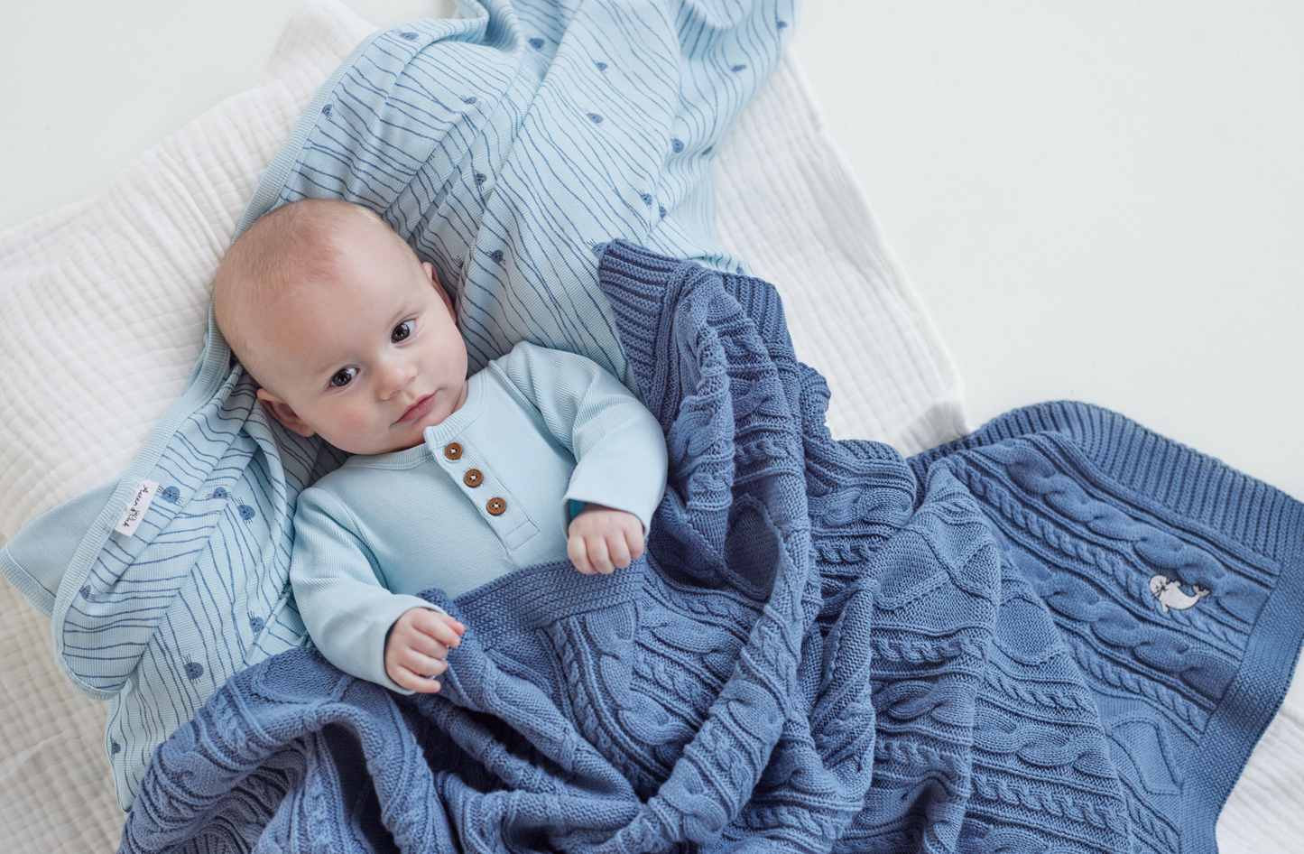 Aster & Oak Bluestone Cable Knit Blanket