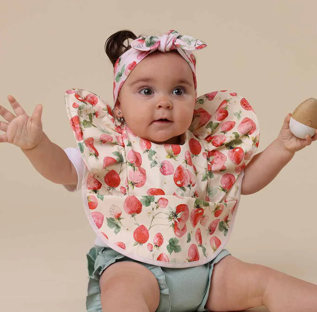 Snuggle Hunny Strawberry Frill Snuggle Bib