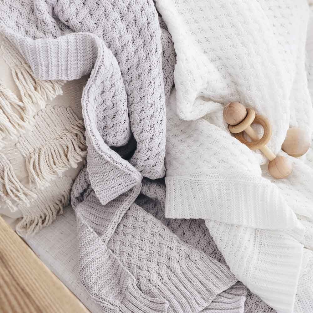 Snuggle Hunny White Diamond Knit Organic Baby Blanket