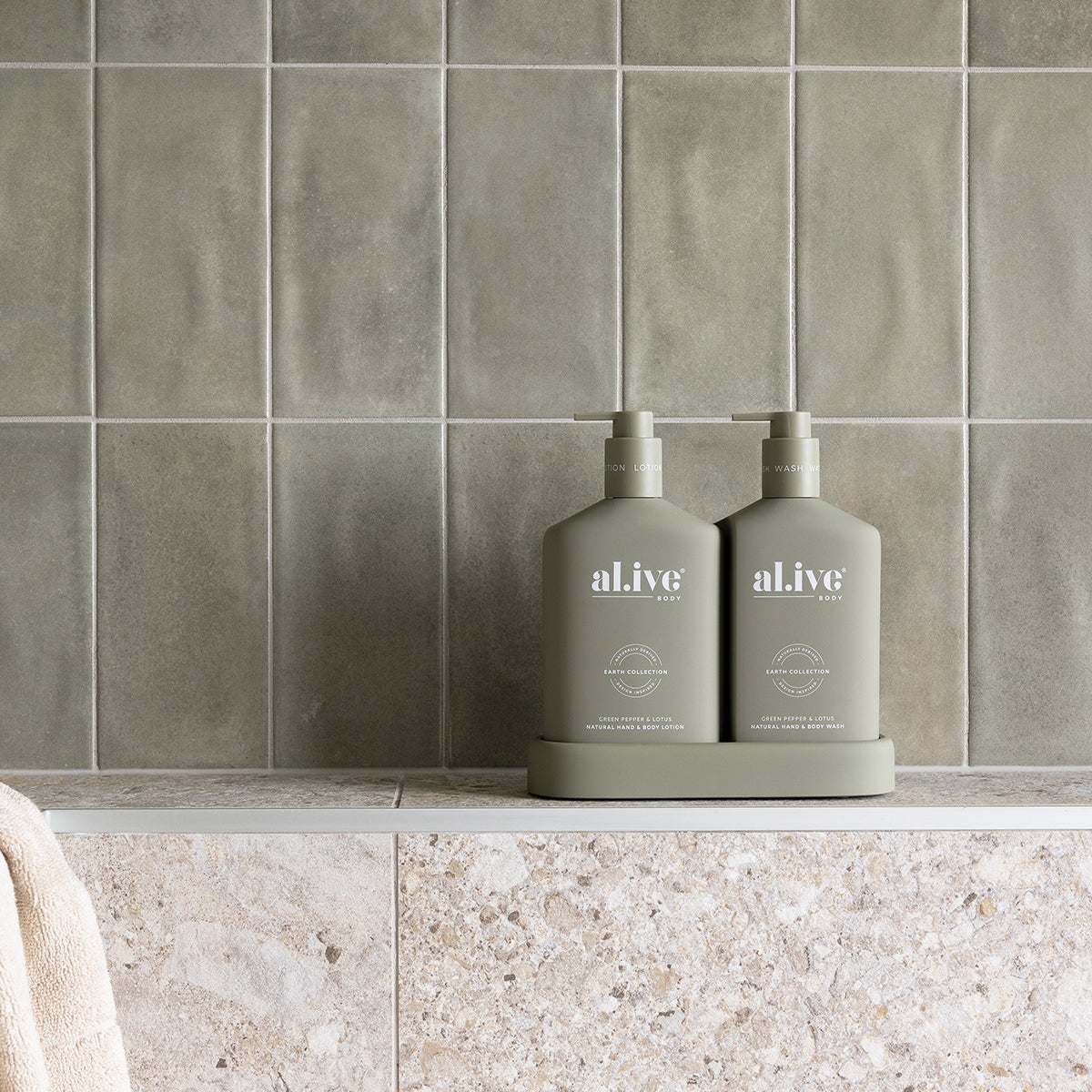 Al.ive Body WASH & LOTION DUO + TRAY - GREEN PEPPER & LOTUS