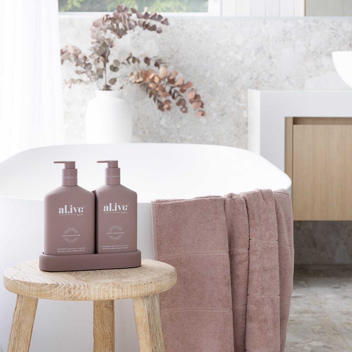 Al.ive Body WASH & LOTION DUO + TRAY - RASPBERRY BLOSSOM & JUNIPER