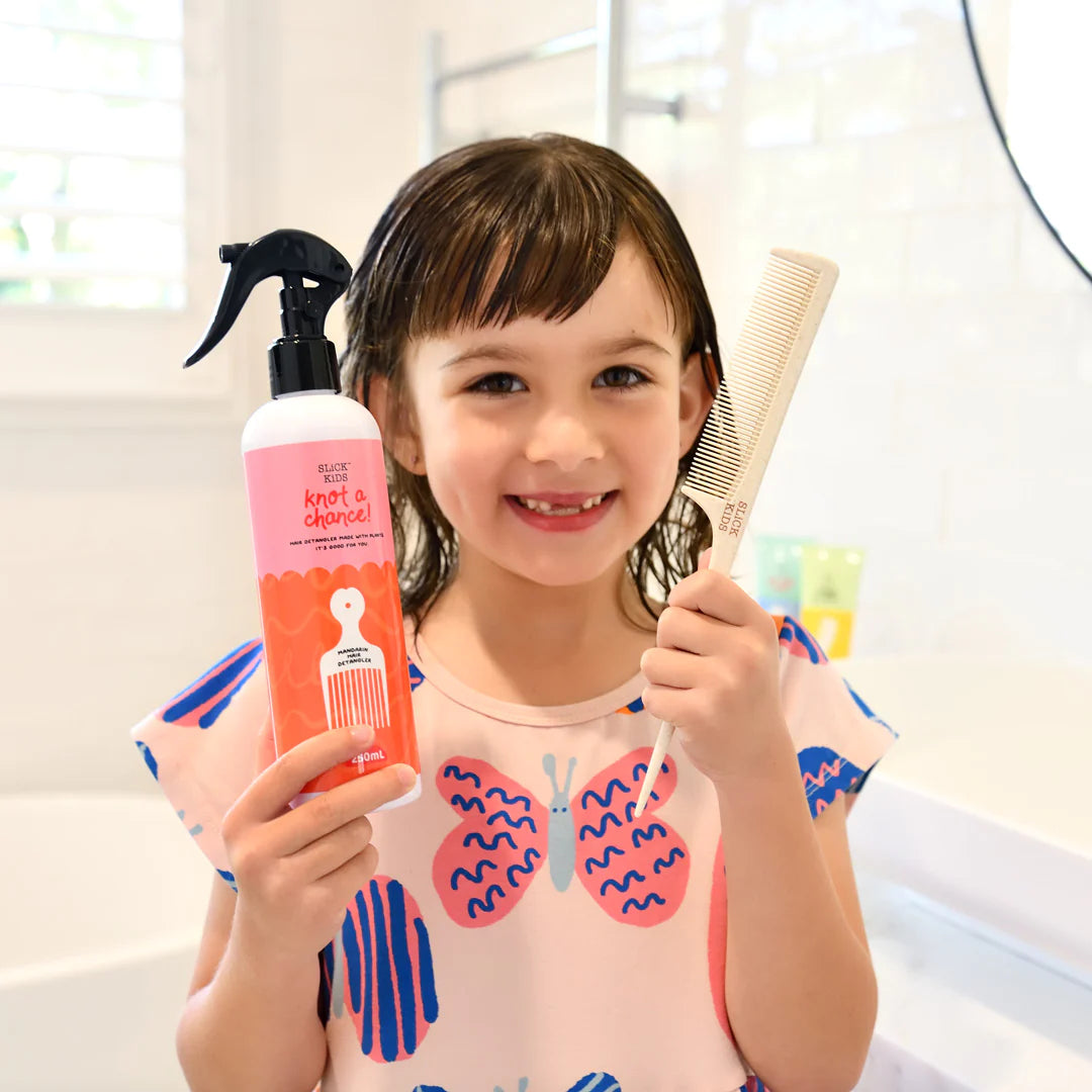 No Nasties Slick Kids Hair Detangling Spray in Mandarin and Grape 250ml