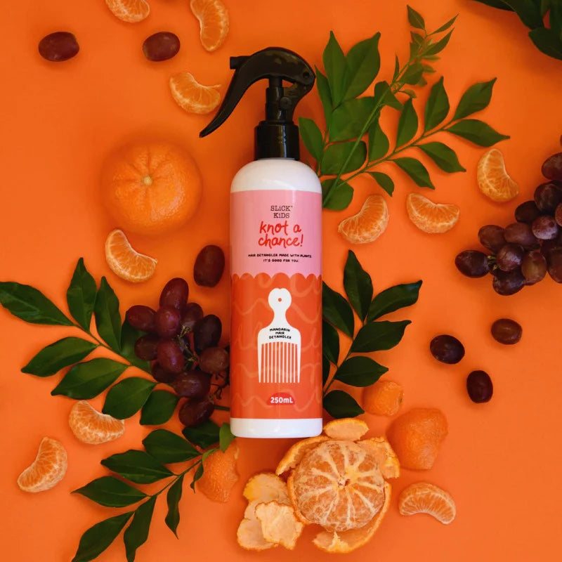 No Nasties Slick Kids Hair Detangling Spray in Mandarin and Grape 250ml