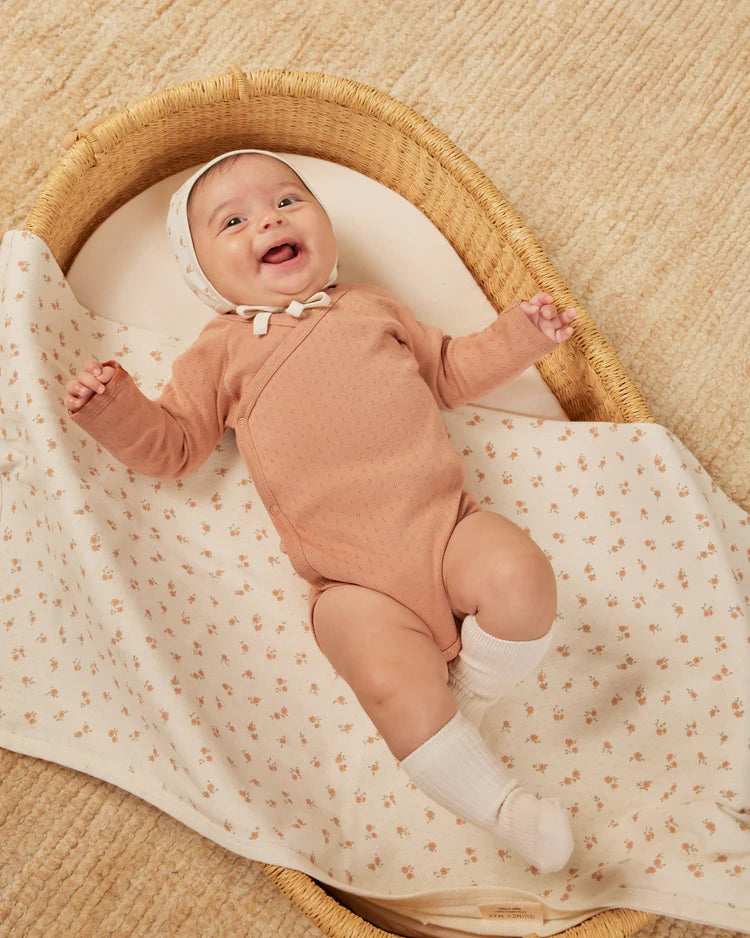 Quincy Mae Pointelle Side Snap Bodysuit || Melon