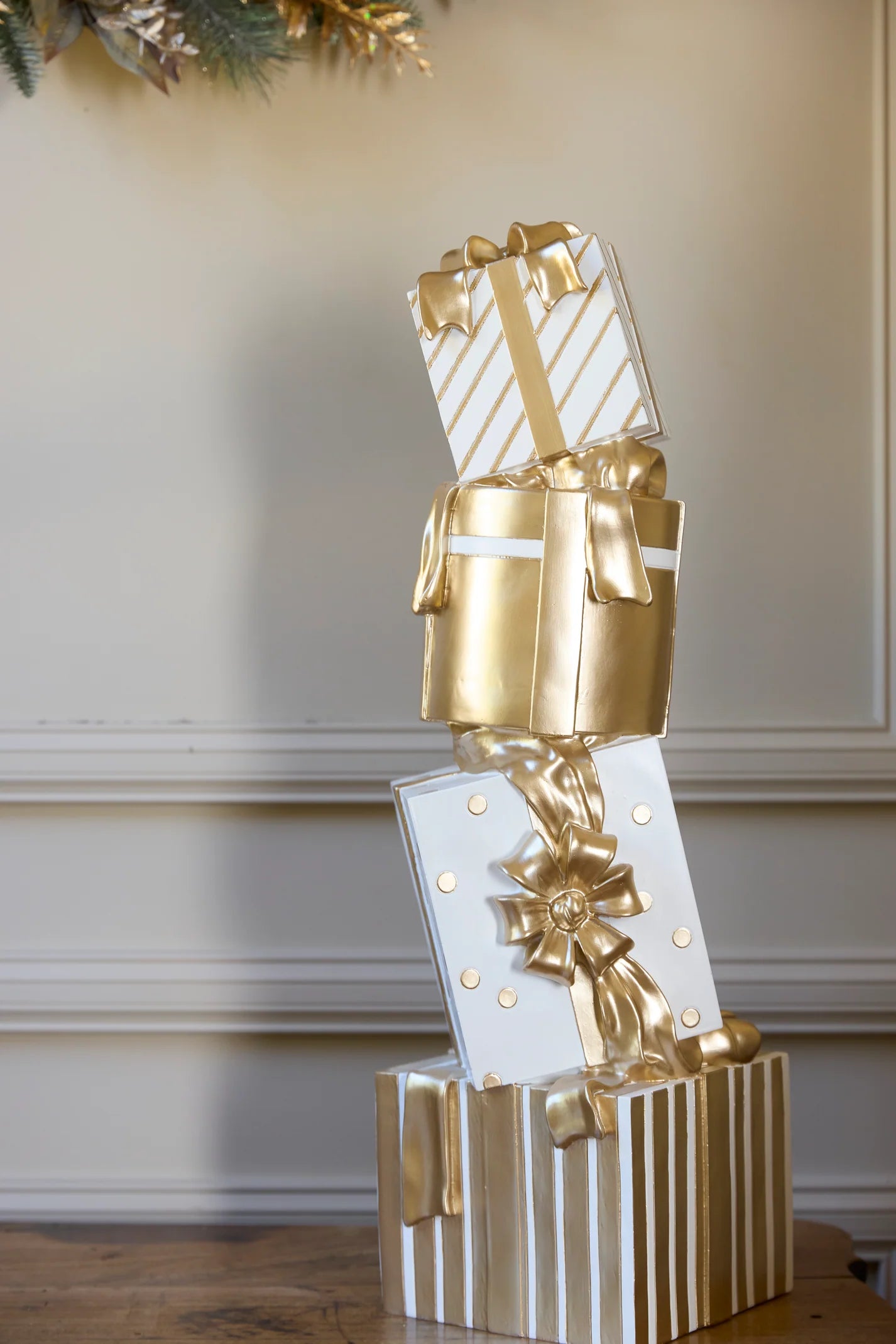 Pretty Present Stack Holly & Ivy - White & Gold Present Stack 72cm โ Little Beach Road