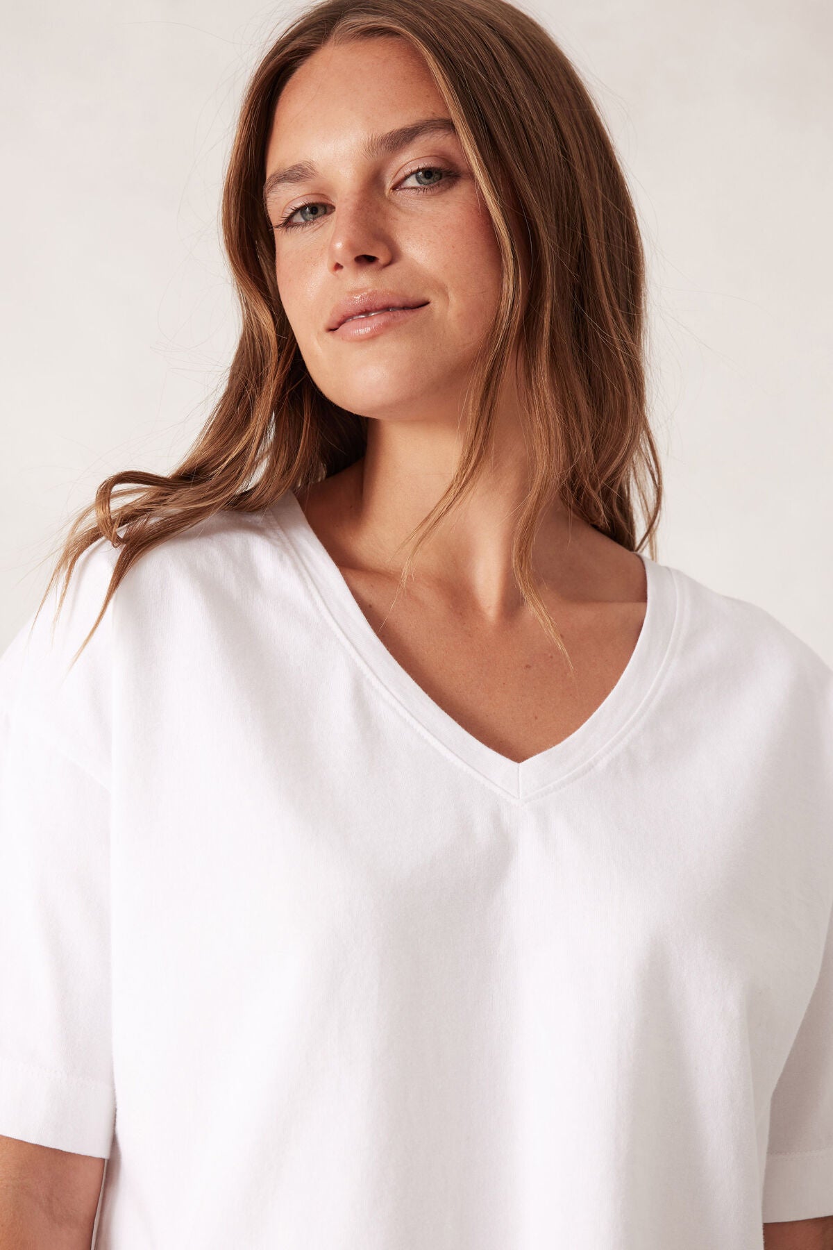 Ceres Life - Boxy V Neck Tee
