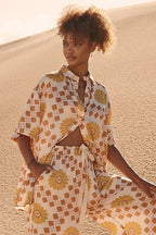 Bohemian Traders Spiral Short Sleeve Shirt || Geo Swirl