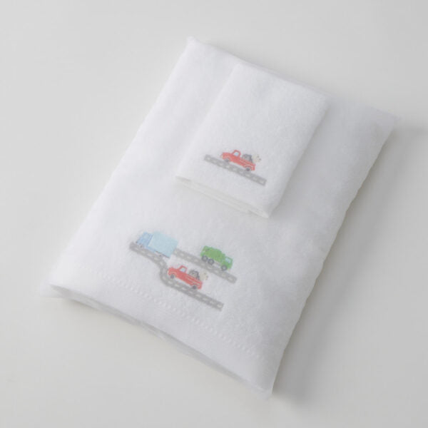 Jiggle & Giggle Trucking Along Bath Towel & Face Washer in Organza Bag