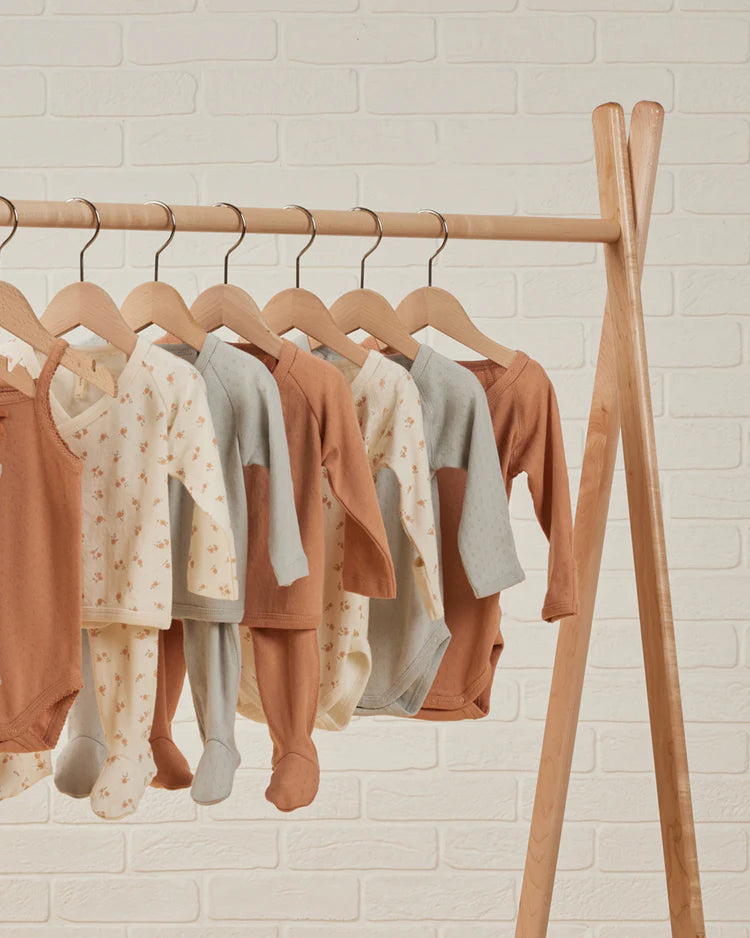 Quincy Mae Pointelle Side Snap Bodysuit || Melon