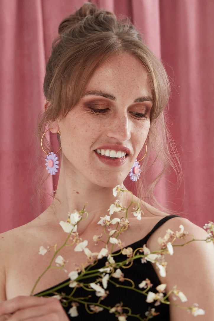 Emeldo Daisy Hoops