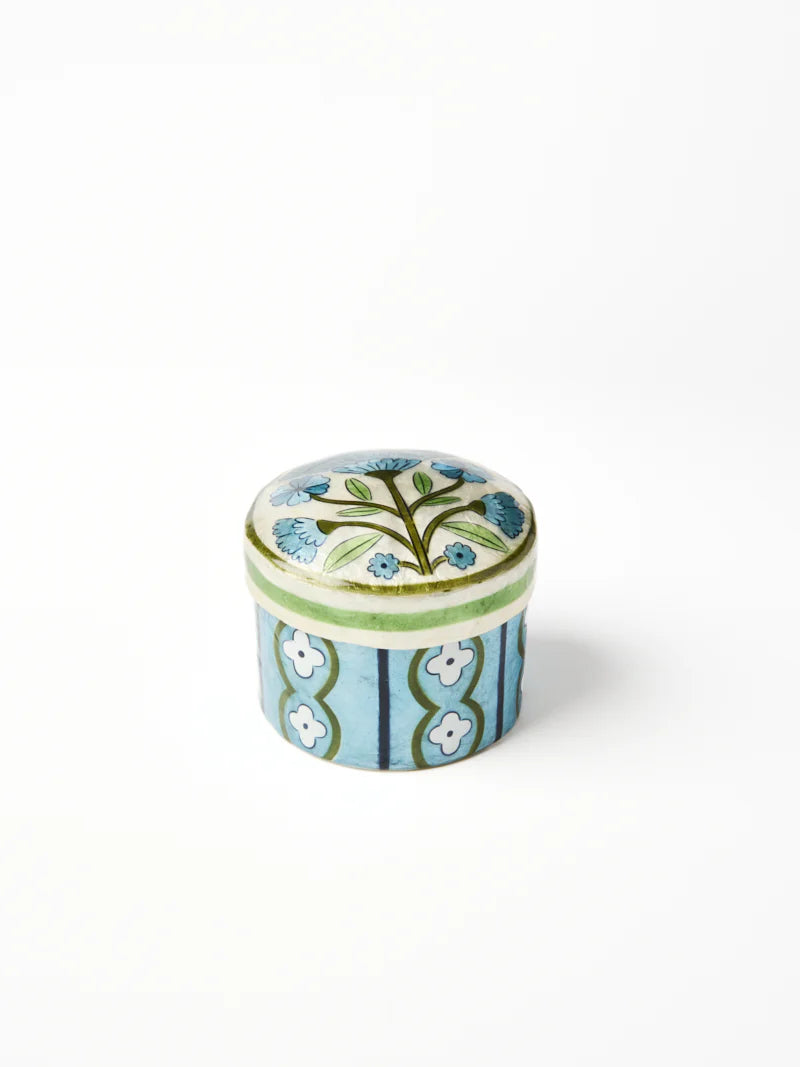 Jones & Co Samira Short Box Blue Flower