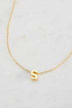 Zafino Letter Necklace Gold