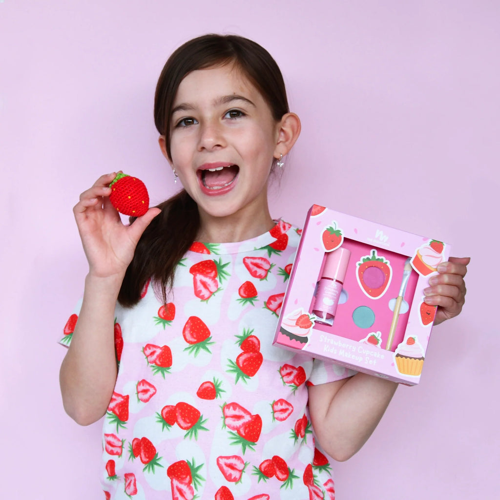 No Nasties Strawberry Cupcake Natural Makeup Gift Set