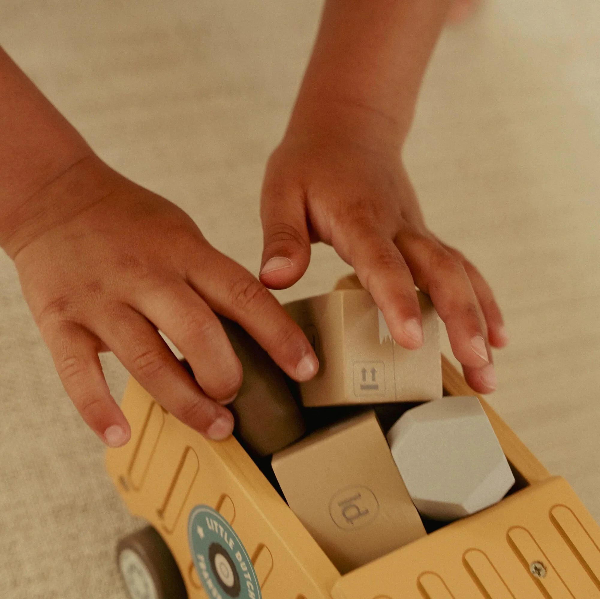 Little Dutch Garbage Truck