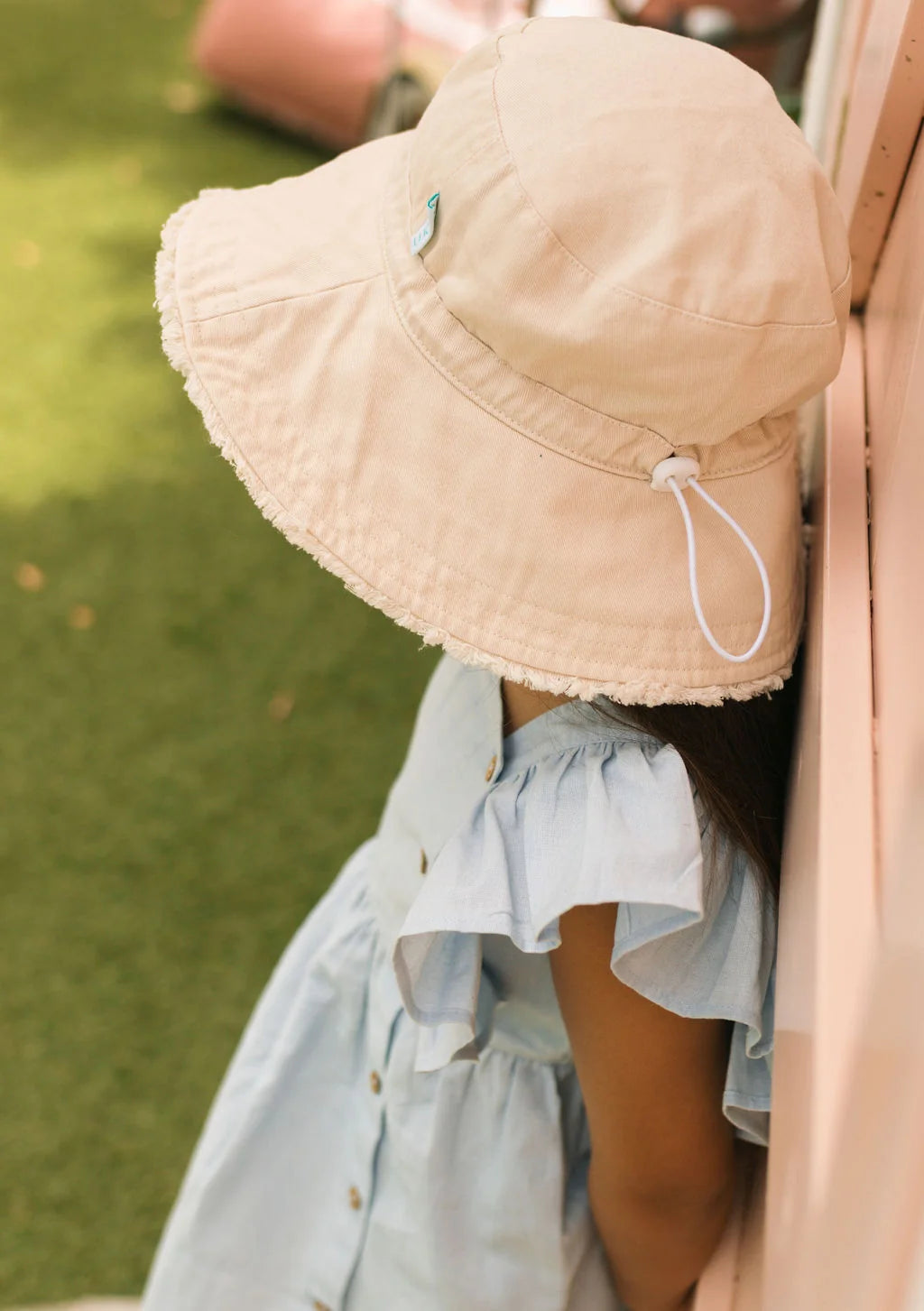 Acorn Frayed Bucket Hat