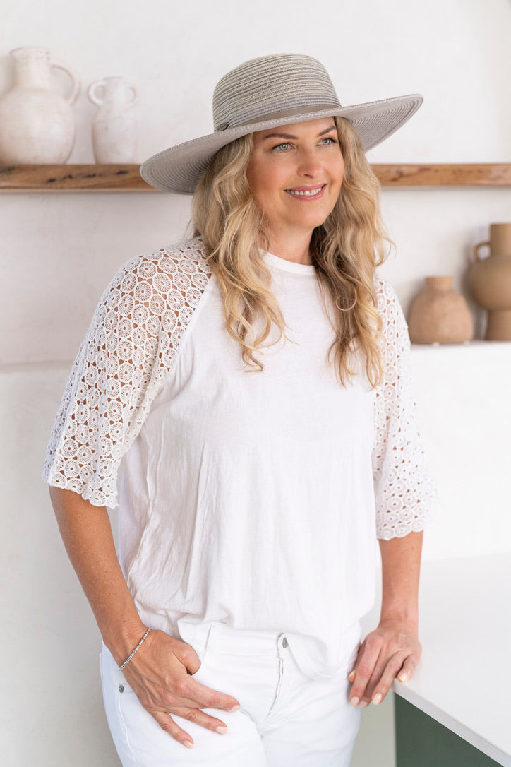 Sundaíse Eloise Wide Brim Mixed Grey Hat