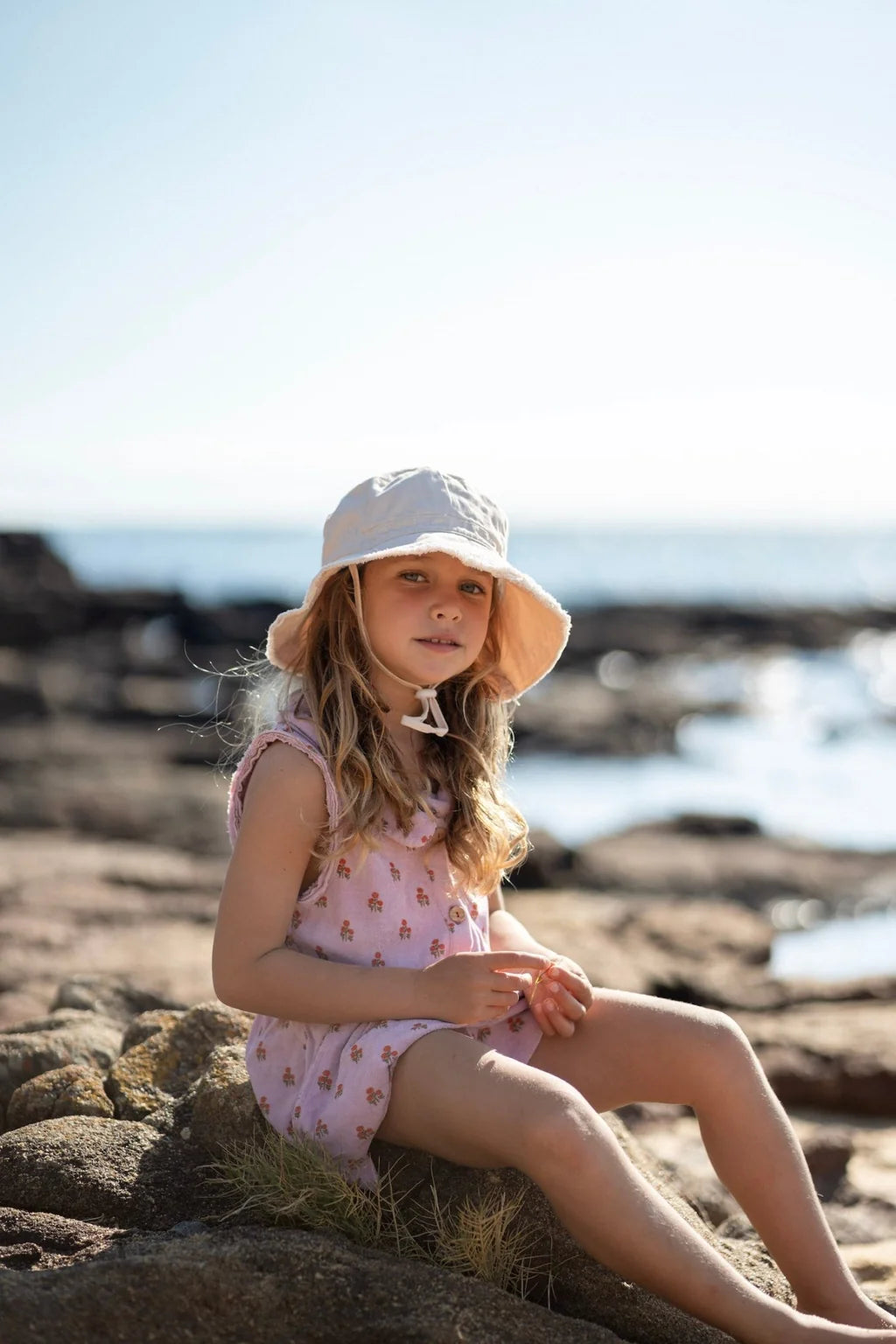 Acorn Frayed Bucket Hat