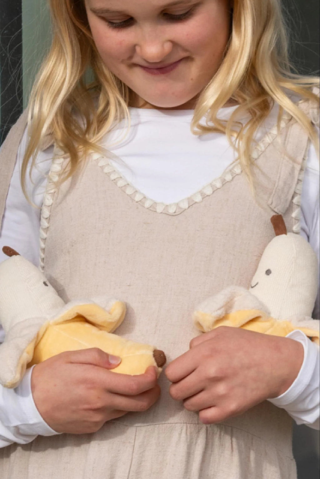 Nana Huchy Bertie Banana - The Silly Friend