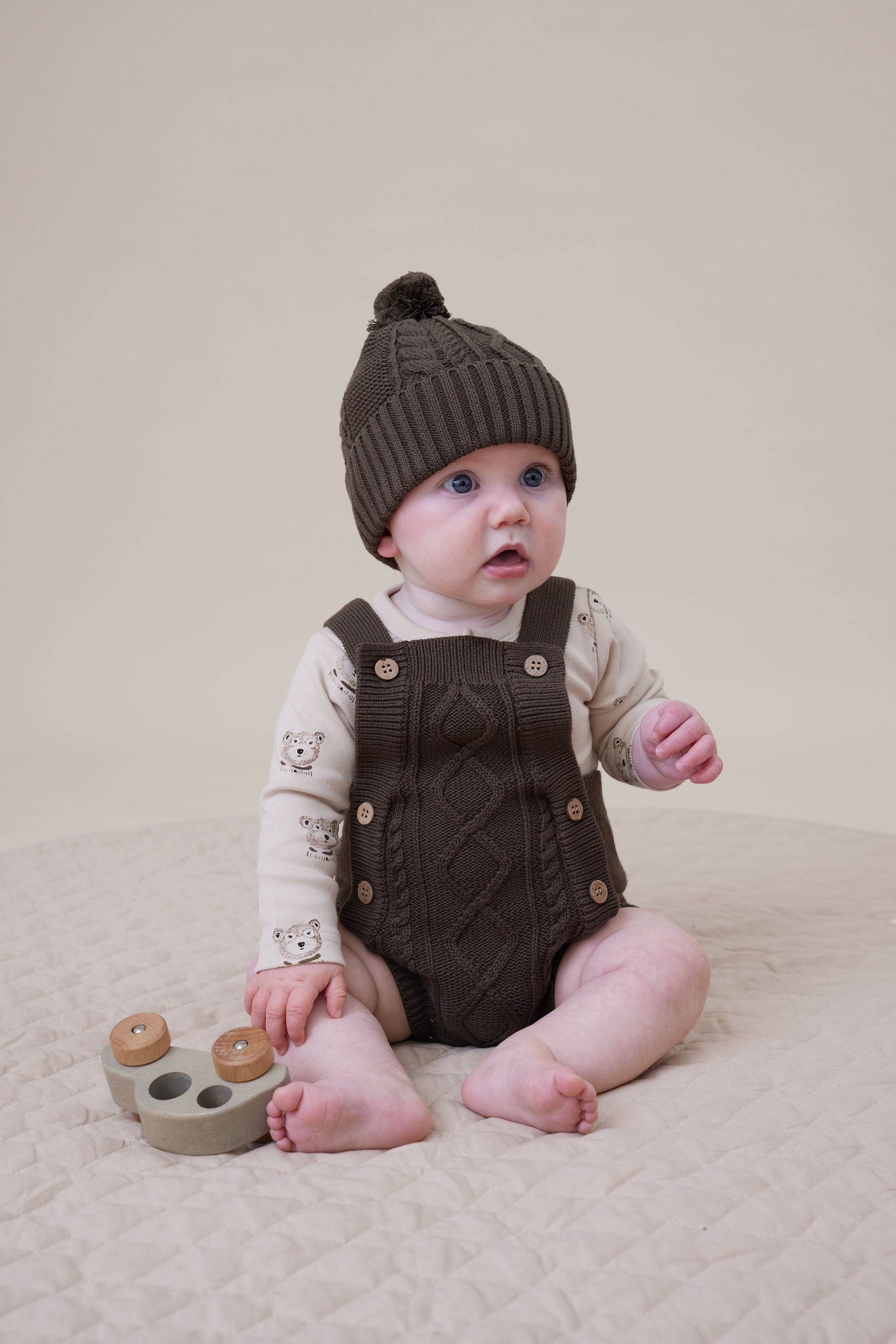 Aster & Oak Espresso Knit Beanie