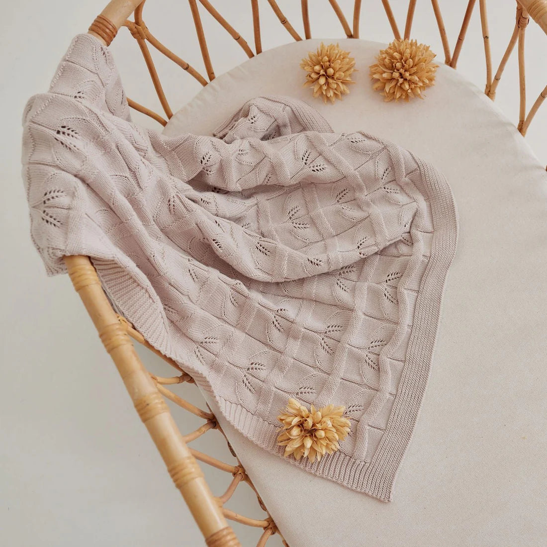 Aster & Oak - Oatmeal Leaf Knit Blanket