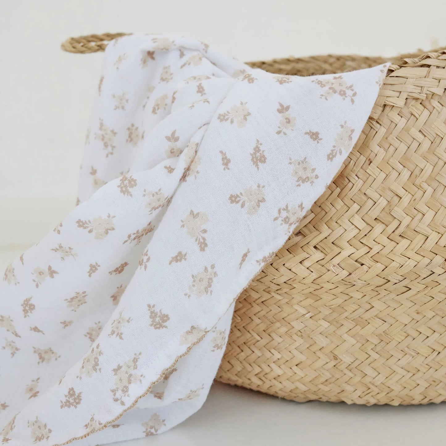 Aster & Oak - Sable Floral Muslin Wrap