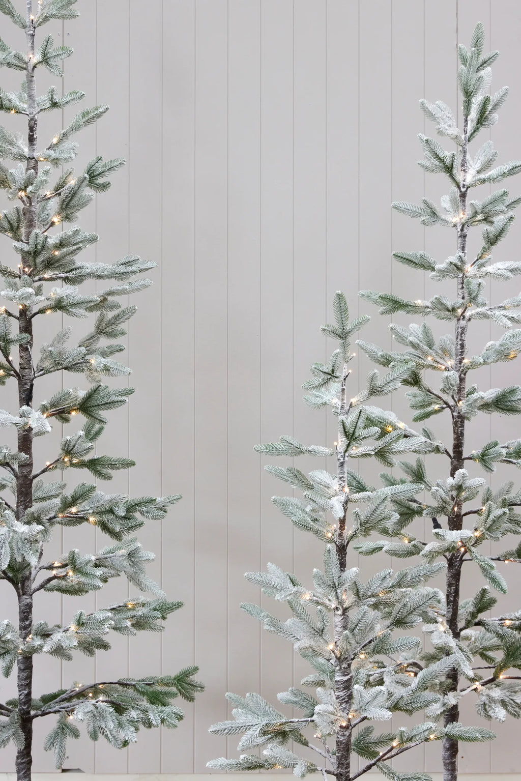 Christmas Tree LED Snowy spruce Tree - 220cm