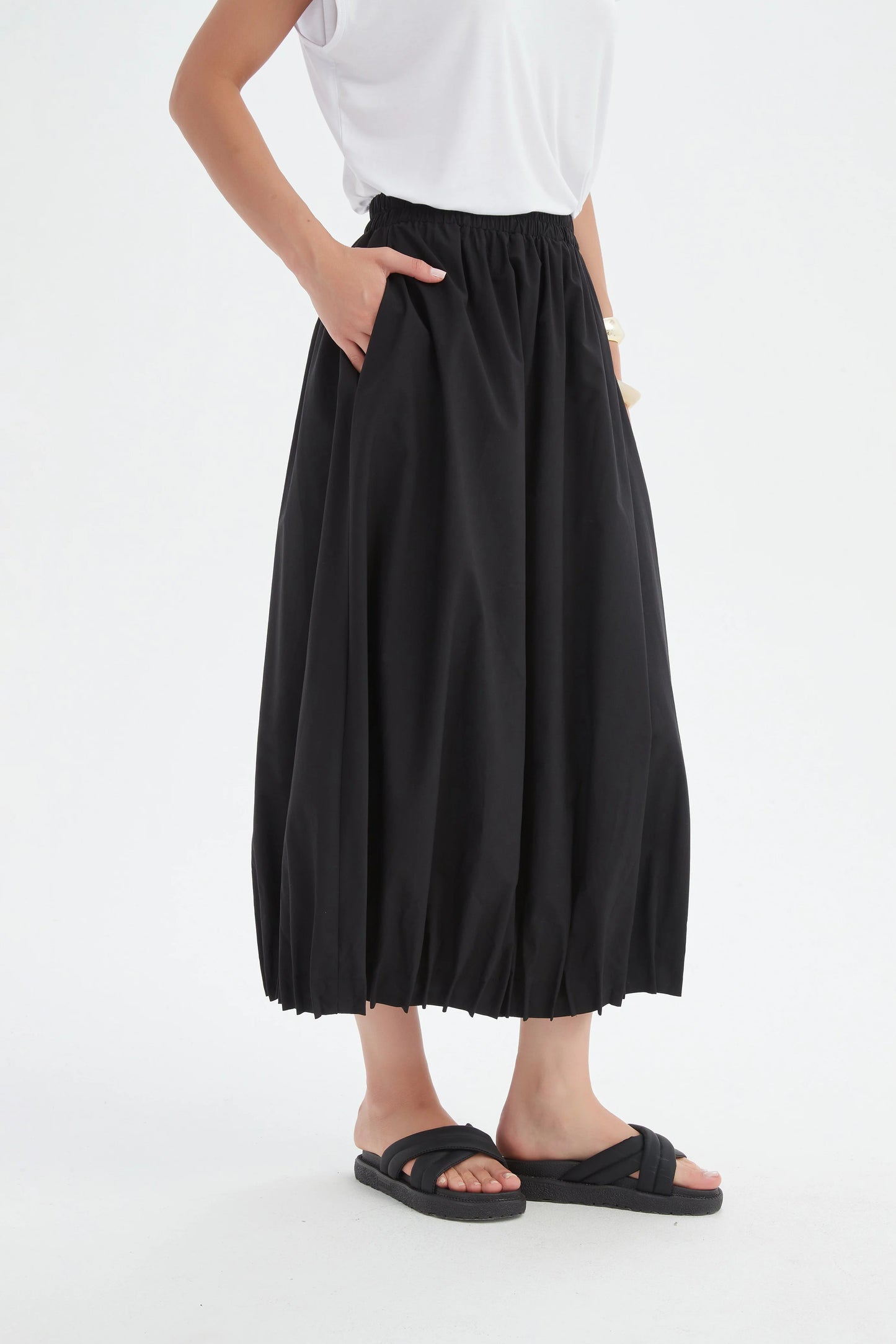 Tirelli - Pin Tuck Hem Skirt