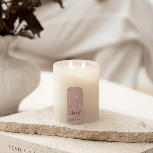 Al.ive Body Soy Candle Raspberry & Blossom & Juniper