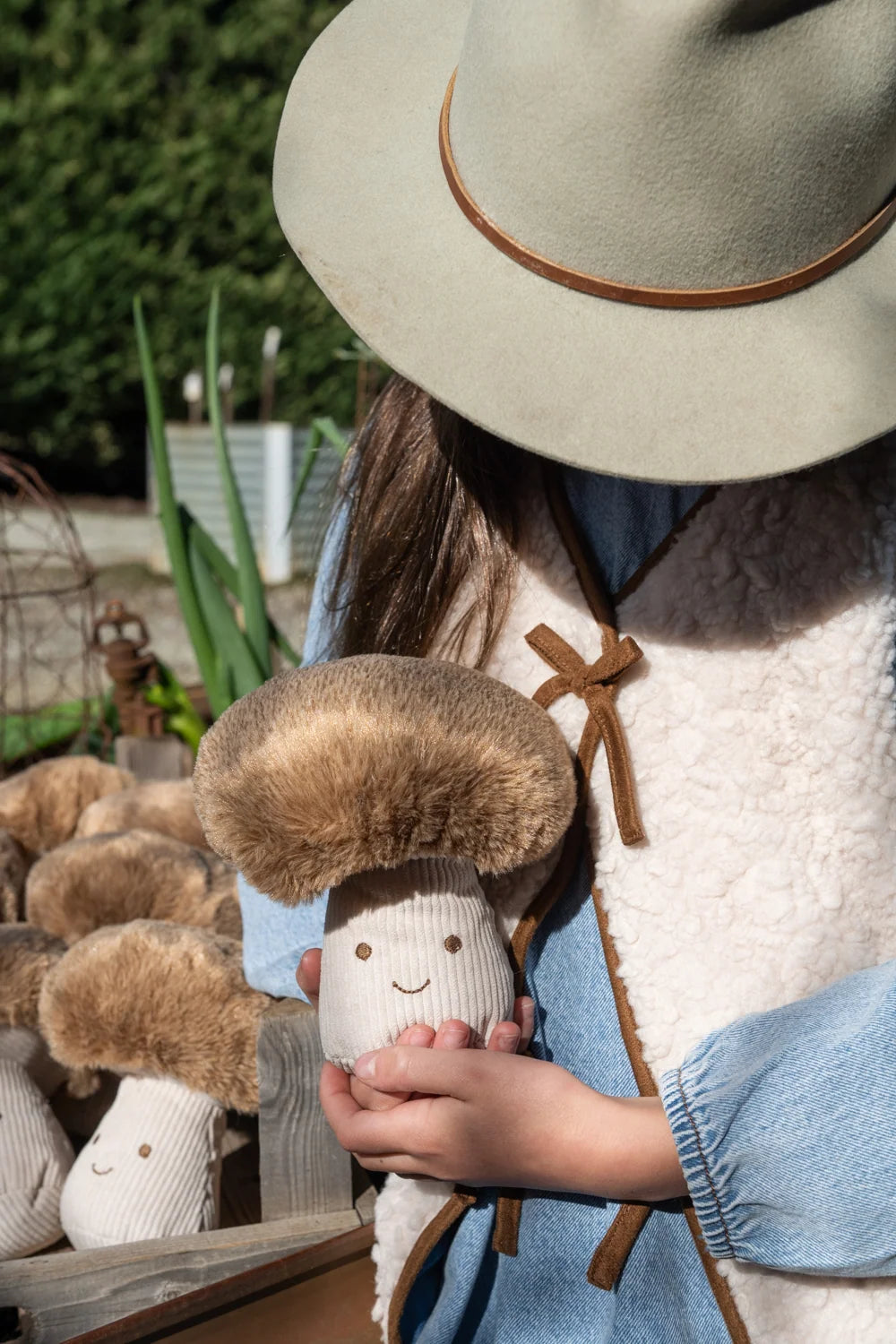 Nana Huchy Monty Mushroom - The Honest Friend