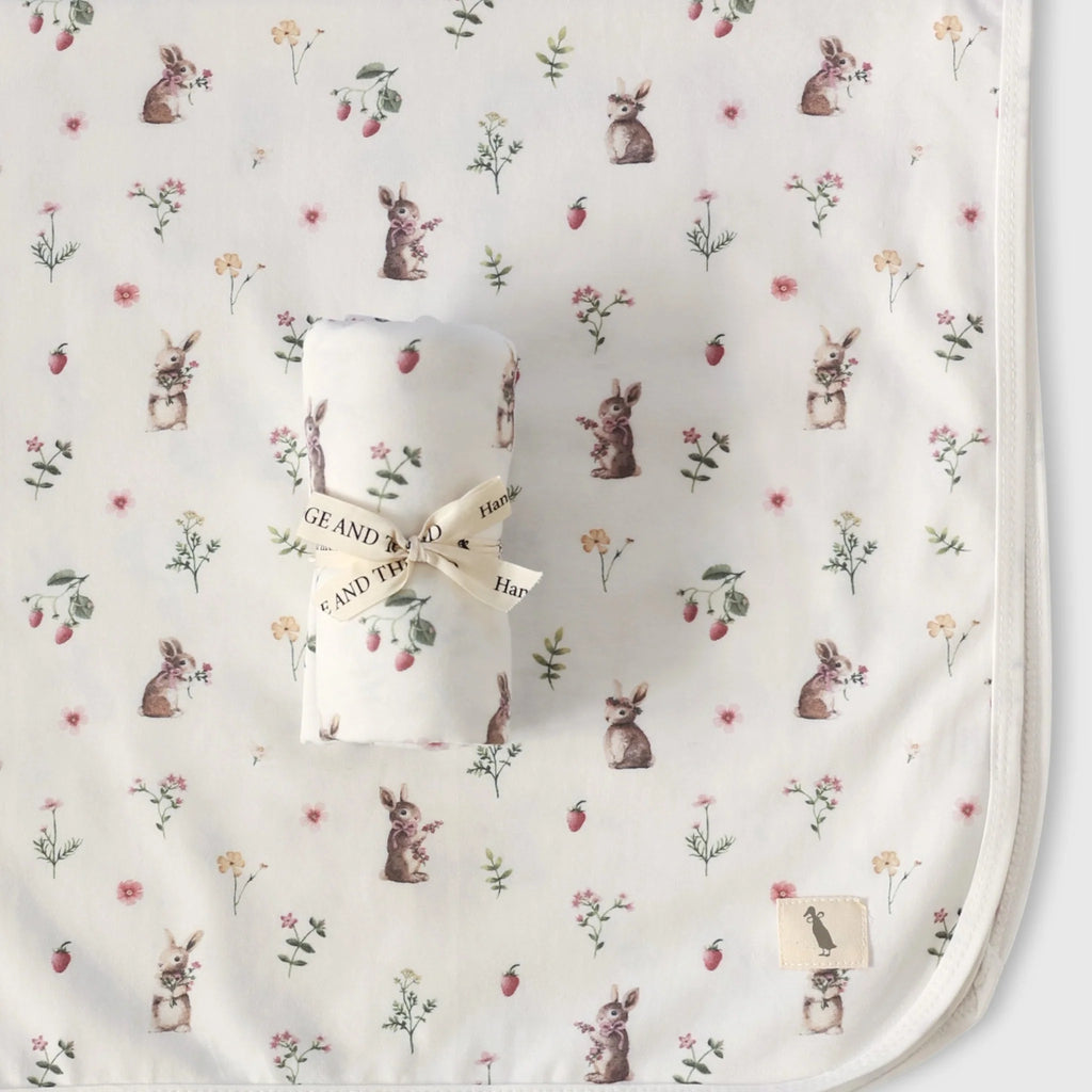 Fledge & Thread Stretch Wrap