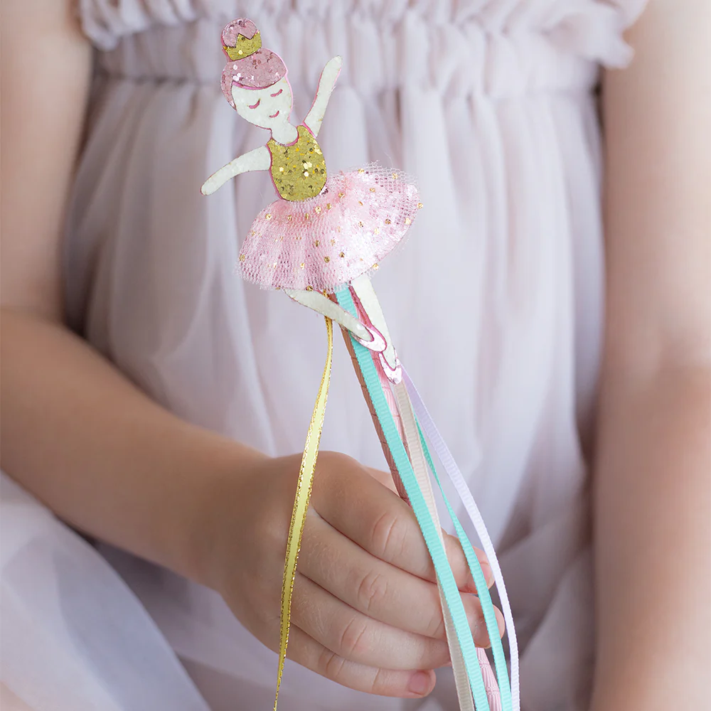 Lauren Hinkley Wand Assortment