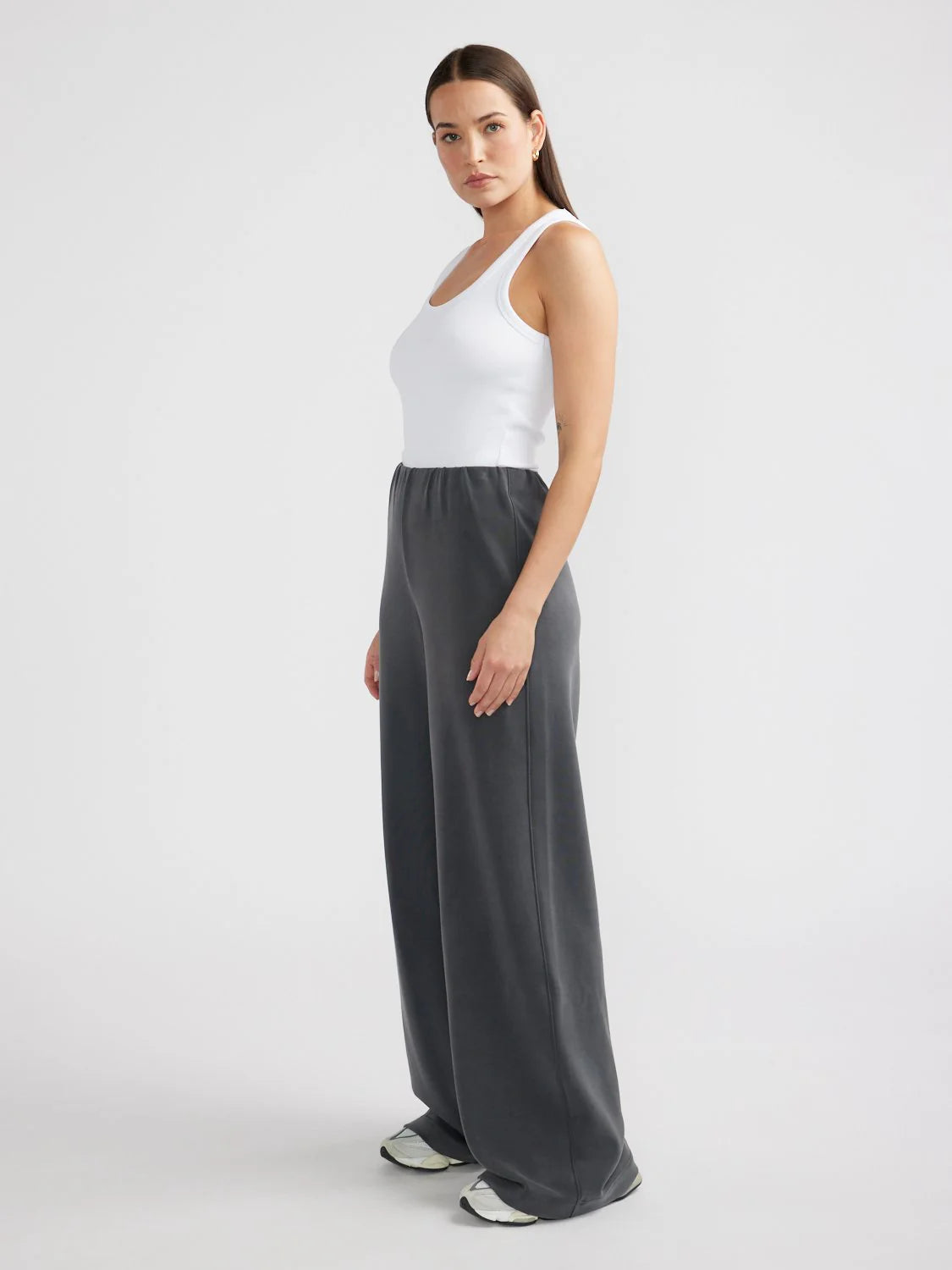 ENA PELLY- Alessa Relaxed Soft Jersey Pant  Charcoal