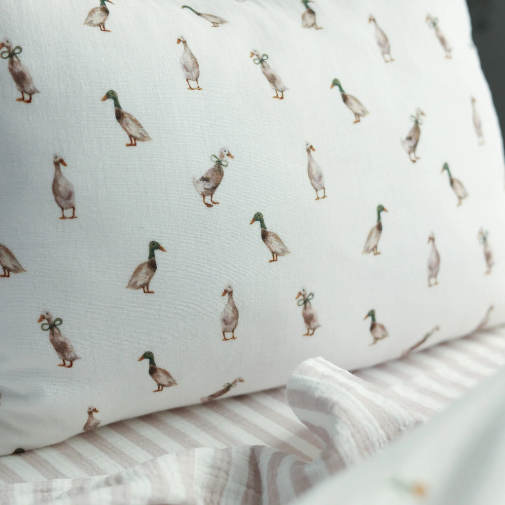 Fledge & Thread Cushion