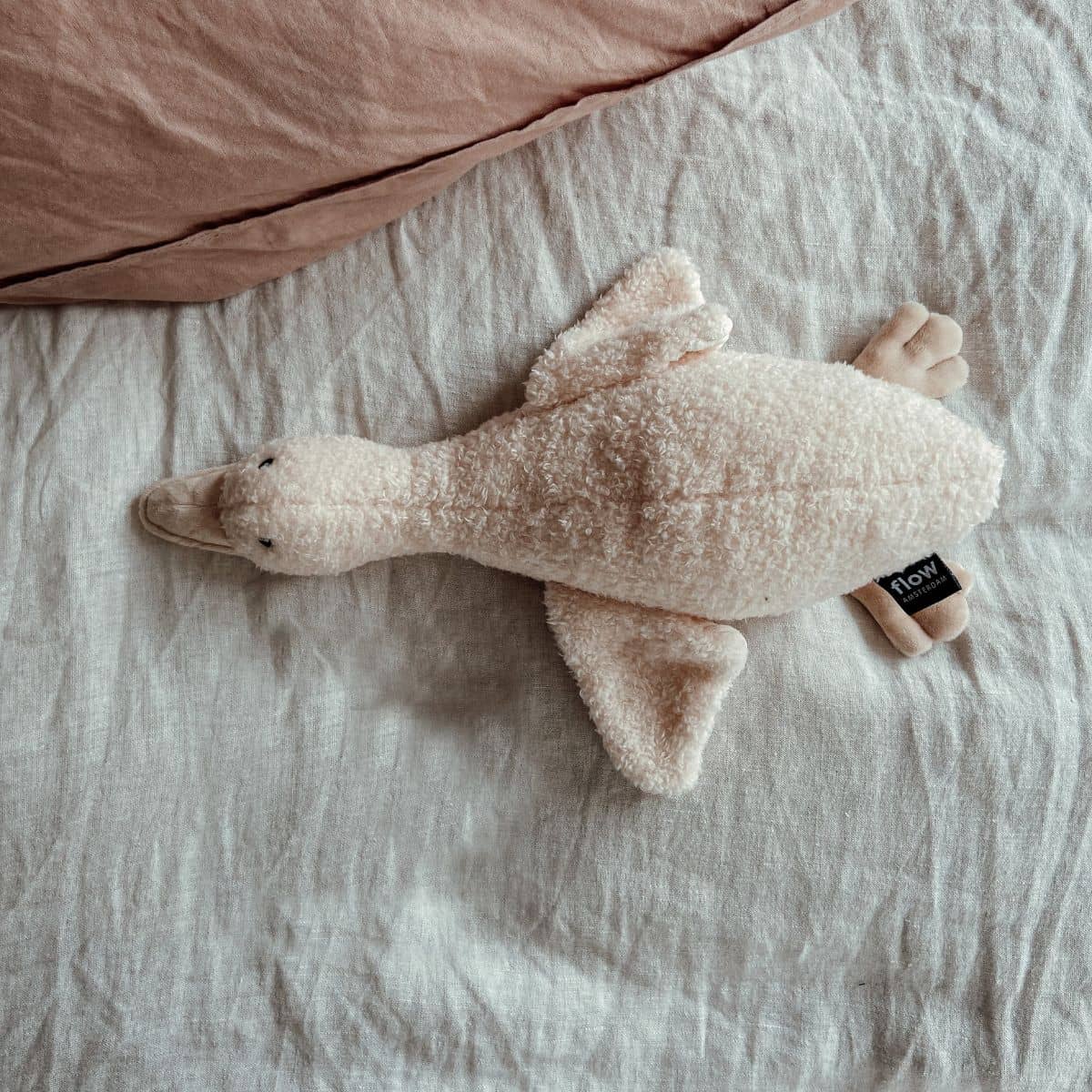 Flow Amsterdam Rechargeable Heartbeat Comforter - Liva Beige