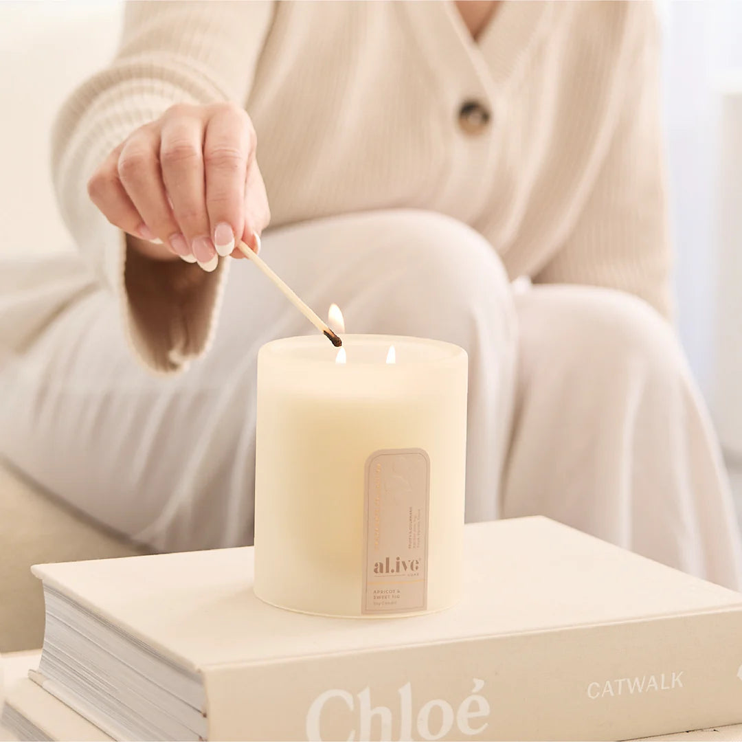 Al.ive Body Soy Candle- Apricot & Sweet Fig