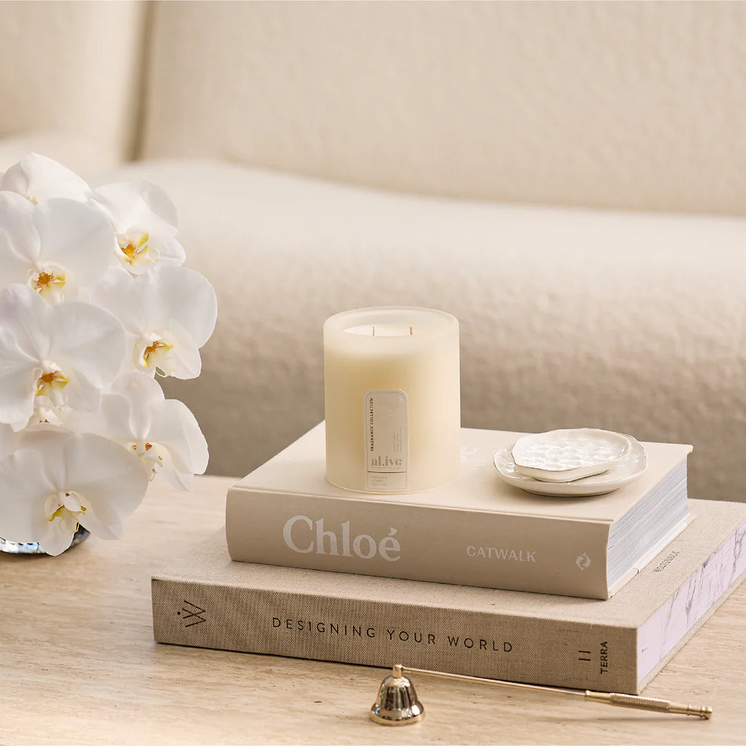 Al.ive Body Soy Candle- Sea Cotton & Coconut