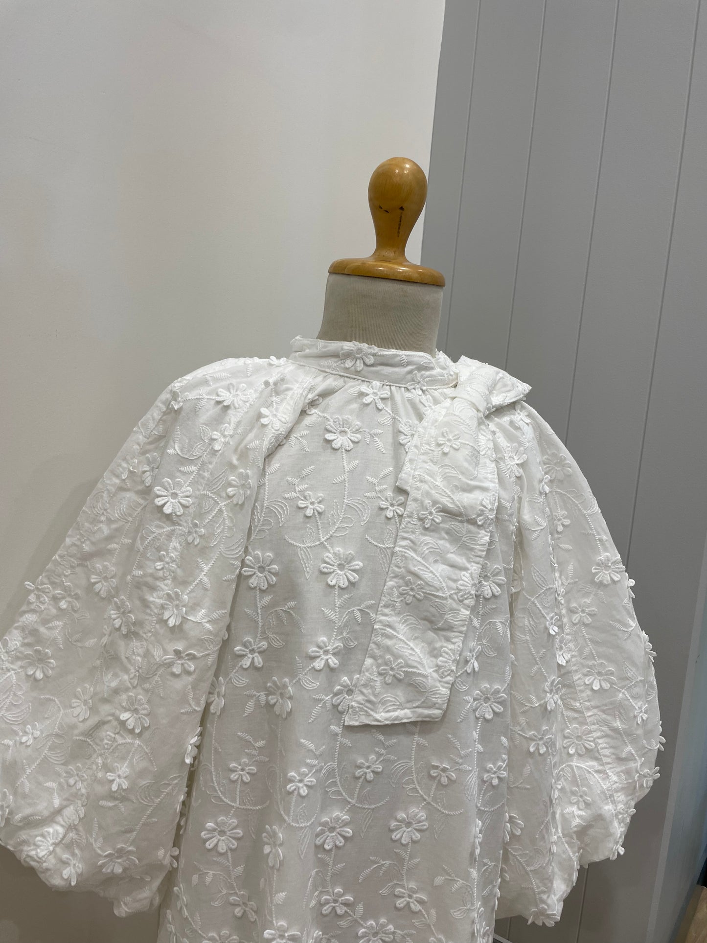 Petite Amalie White Applique Voile Bow Dress