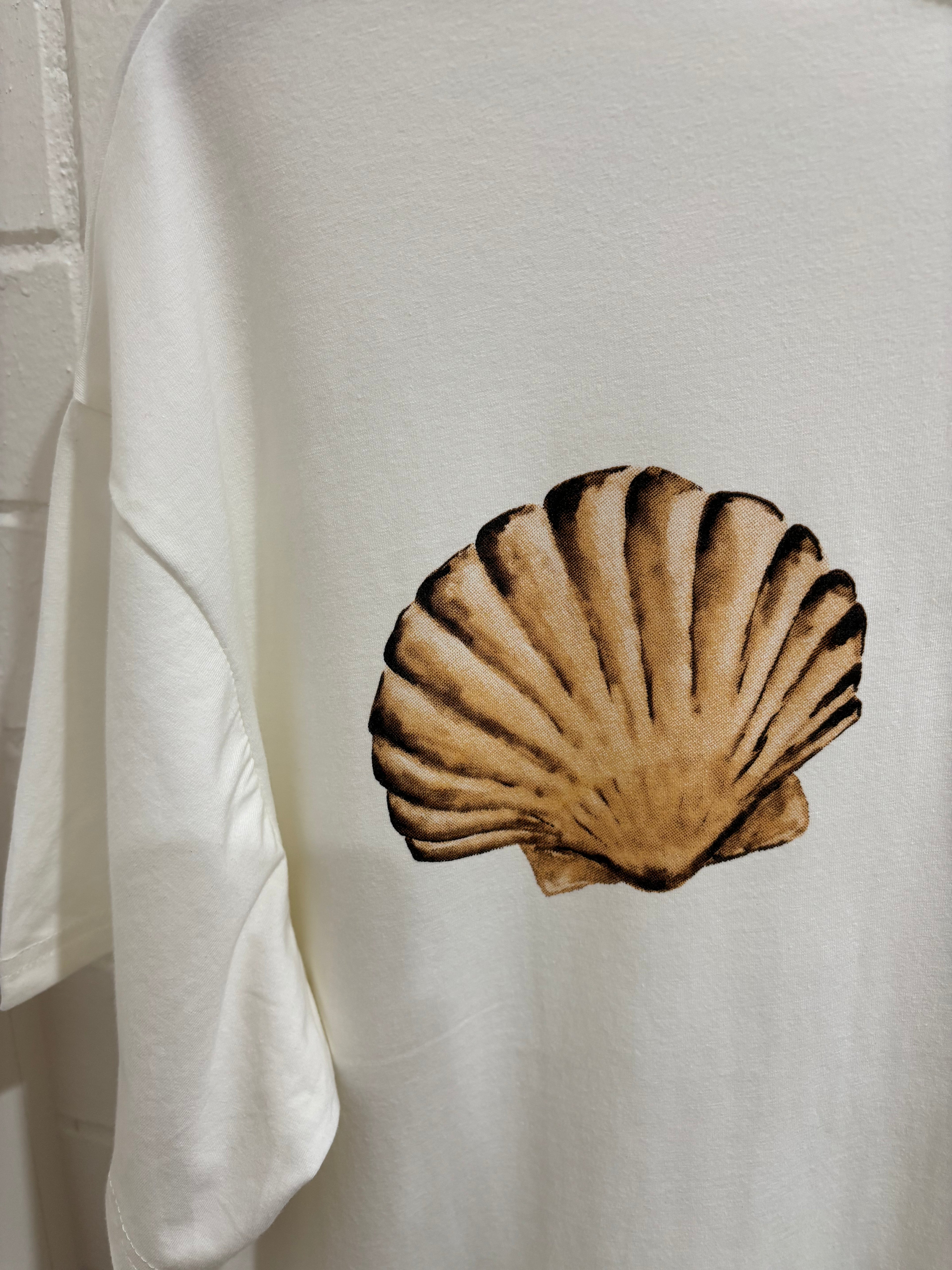 By Frankie Shell Tee