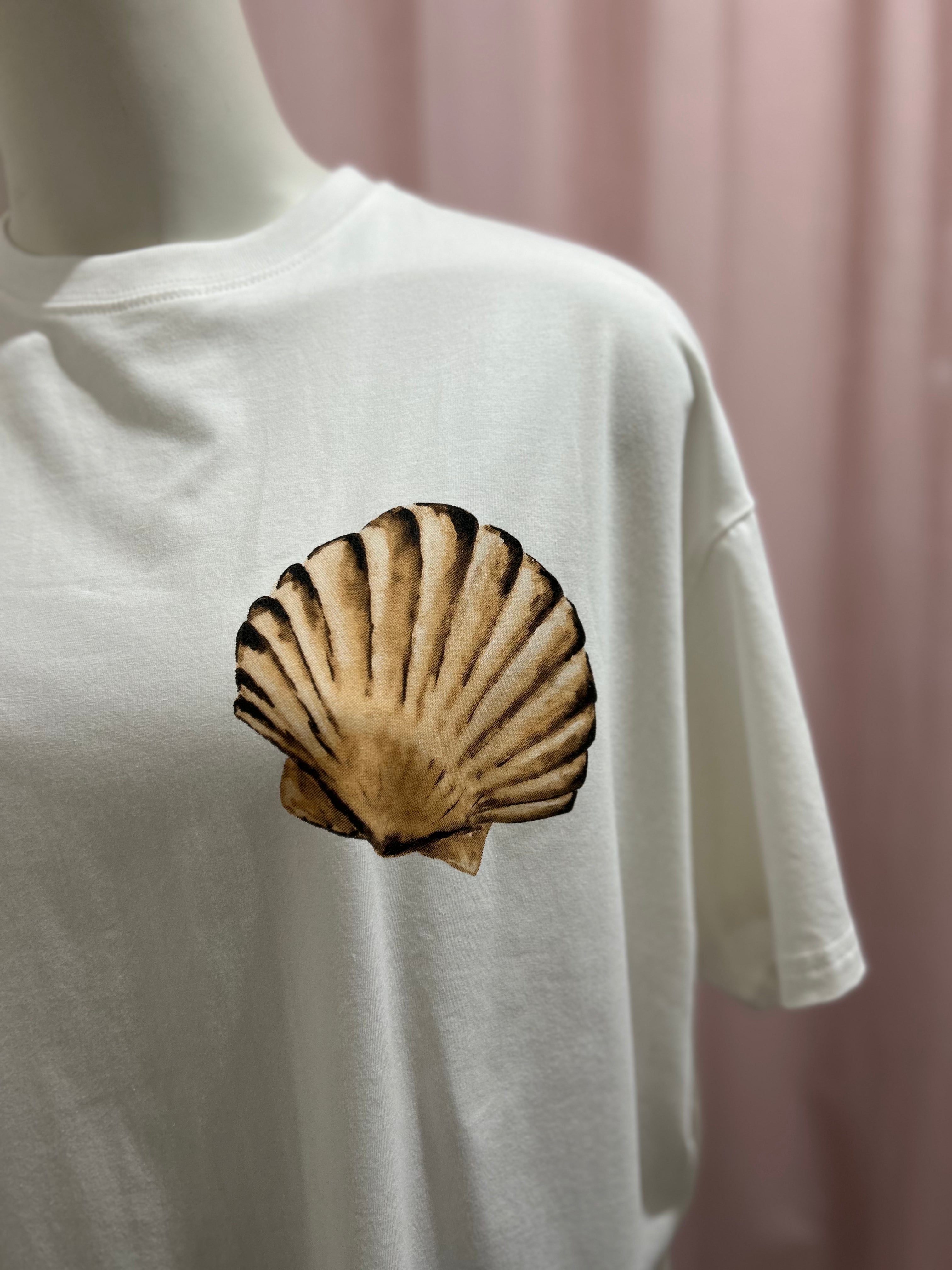 By Frankie Shell Tee