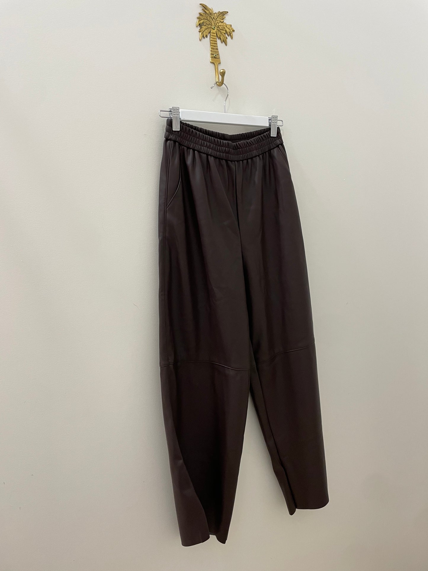 Little Lies - Faux Leather Pants - Chocolate