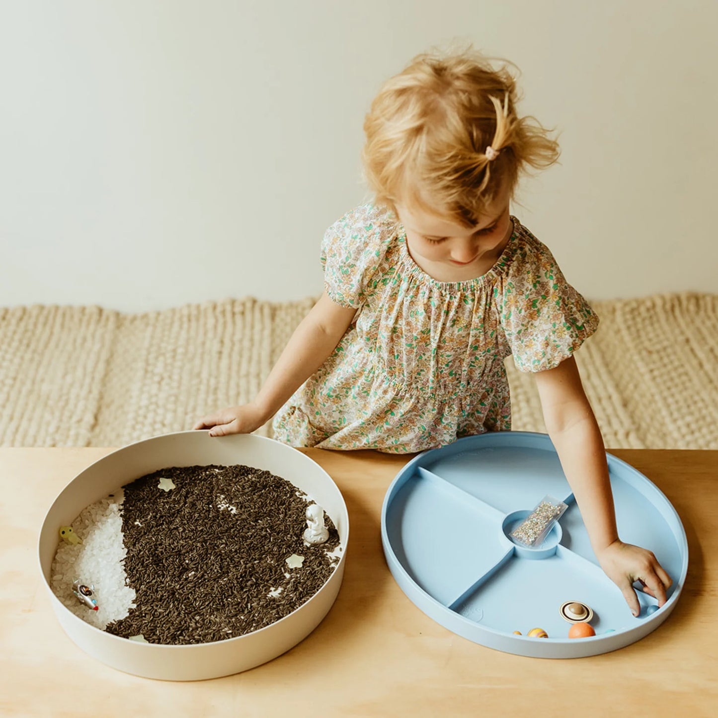 Jellystone- Sensory Tray Play Kit - Galaxy