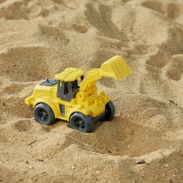 Jiggle & Giggle Bioplastic Excavator